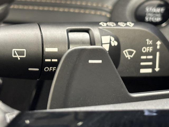 セレナ ハイウェイスターＶ　純正１２．３型ナビ／全周囲／両側電動スライド／プロパイロット／デジタルインナーミラー／ＢＳＭ／ＥＴＣ／電動パーキングブレーキ／地デジ／Ｂｌｕｅｔｏｏｔｈ／スマートキー／アイドリングストップ／両側電動（52枚目）