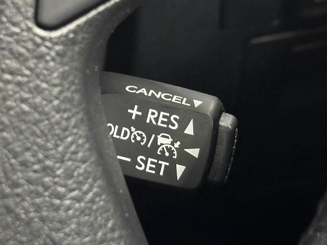 �y�A�_�v�e�B�u�N���[�Y�R���g���[���V�X�e���z�������s��A�a�؂ł̑��s���ł��A��s�ԂƂ̎ԊԂ��ێ����Ȃ���̑��s���\��