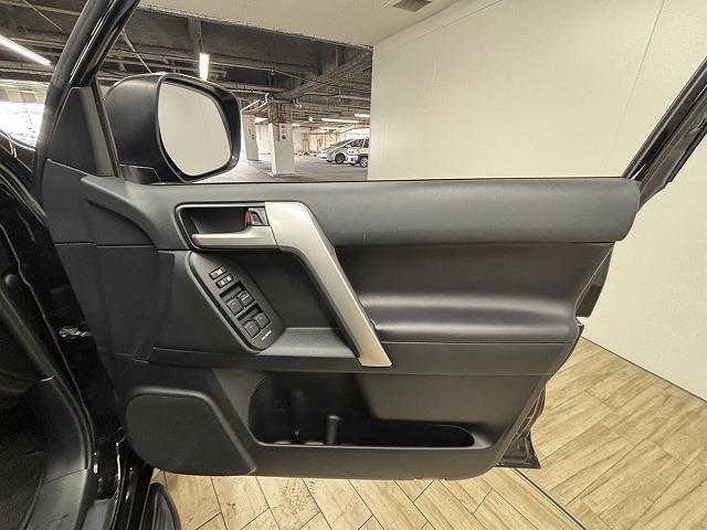 ランドクルーザープラド □ＴＸ“Ｌパッケージ”　ワンオーナー／サンルーフ／ＡＬＰＩＮＥ９型ナビ地デジ／バックカメラ／黒革／ルーフレール／シートベンチレーション／パワーシート／衝突軽減／ＬＥＤヘッドライト／ＥＴＣ／スマートキー／オートエアコン（39枚目）