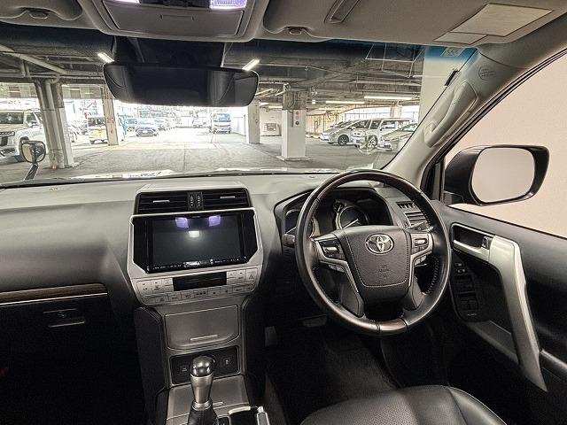 ランドクルーザープラド □ＴＸ“Ｌパッケージ”　ワンオーナー／サンルーフ／ＡＬＰＩＮＥ９型ナビ地デジ／バックカメラ／黒革／ルーフレール／シートベンチレーション／パワーシート／衝突軽減／ＬＥＤヘッドライト／ＥＴＣ／スマートキー／オートエアコン（46枚目）