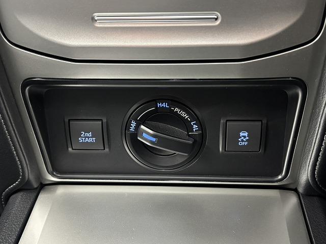 ランドクルーザープラド □ＴＸ“Ｌパッケージ”　ワンオーナー／サンルーフ／ＡＬＰＩＮＥ９型ナビ地デジ／バックカメラ／黒革／ルーフレール／シートベンチレーション／パワーシート／衝突軽減／ＬＥＤヘッドライト／ＥＴＣ／スマートキー／オートエアコン（55枚目）