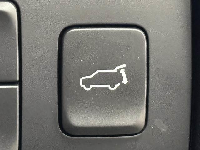 ＣＸ－５ ＸＤ　スポーツアピアランス　ＢＯＳＥサウンド／純正１０．２５インチナビ／全方位カメラ／地デジ／レーダークルコン／レーンキープアシスト／パワーバックドア／クリアランスソナー／パワーシート／前後シートヒーター／ＢＳＭ／ＥＴＣ（11枚目）