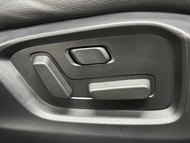 ＣＸ－５ ＸＤ　スポーツアピアランス　ＢＯＳＥサウンド／純正１０．２５インチナビ／全方位カメラ／地デジ／レーダークルコン／レーンキープアシスト／パワーバックドア／クリアランスソナー／パワーシート／前後シートヒーター／ＢＳＭ／ＥＴＣ（34枚目）