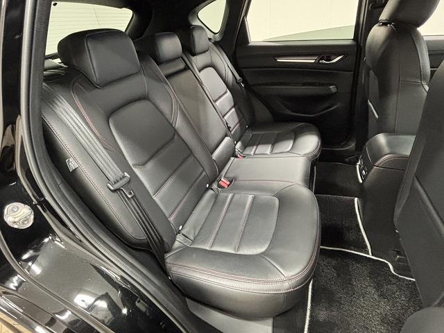 ＣＸ－５ ＸＤ　スポーツアピアランス　ＢＯＳＥサウンド／純正１０．２５インチナビ／全方位カメラ／地デジ／レーダークルコン／レーンキープアシスト／パワーバックドア／クリアランスソナー／パワーシート／前後シートヒーター／ＢＳＭ／ＥＴＣ（43枚目）