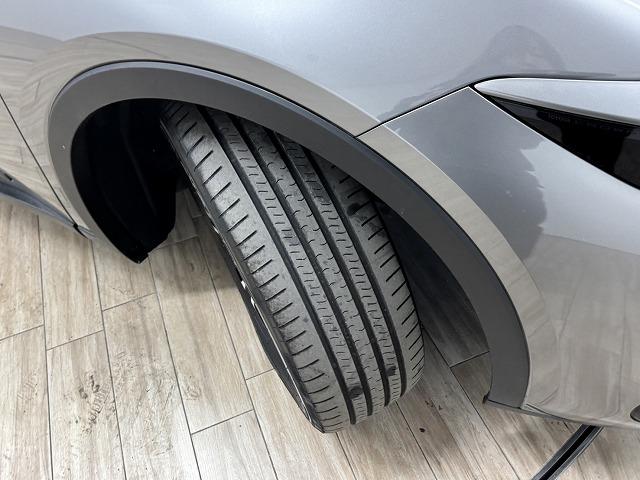 クラウンクロスオーバー Ｇ　“Ａｄｖａｎｃｅｄ”　純正１２．３インチナビ／地デジ／全方位カメラ／レーダークルコン／レーンキープアシスト／パワーバックドア／ＢＳＭ／ＥＴＣ／ＬＥＤヘッドライト／オートハイビーム／純正１９インチアルミホイール（32枚目）