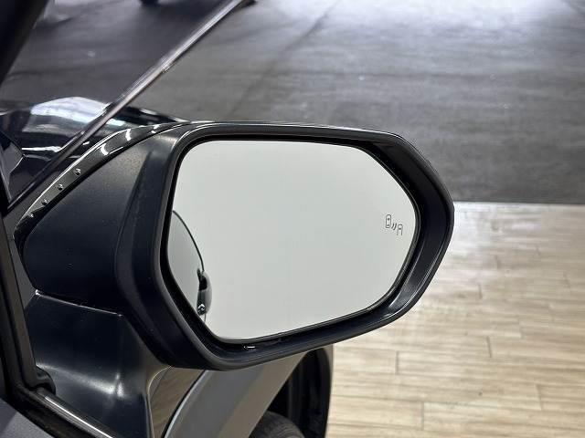 ヤリスクロス ＨＹＢＲＩＤ　Ｚ　ハーフレザー／純正８インチナビ／全方位カメラ／地デジ／レーダークルコン／レーンキープアシスト／クリアランスソナー／パワーシート／シートヒーター／ステアリングヒーター／ＢＳＭ／ＥＴＣ／ＬＥＤヘッド（10枚目）