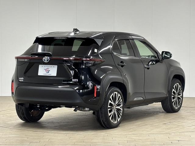 ヤリスクロス ＨＹＢＲＩＤ　Ｚ　ハーフレザー／純正８インチナビ／全方位カメラ／地デジ／レーダークルコン／レーンキープアシスト／クリアランスソナー／パワーシート／シートヒーター／ステアリングヒーター／ＢＳＭ／ＥＴＣ／ＬＥＤヘッド（66枚目）