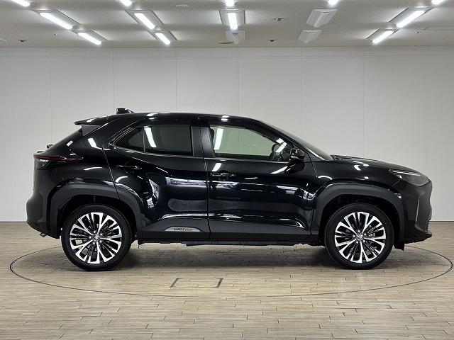 ヤリスクロス ＨＹＢＲＩＤ　Ｚ　ハーフレザー／純正８インチナビ／全方位カメラ／地デジ／レーダークルコン／レーンキープアシスト／クリアランスソナー／パワーシート／シートヒーター／ステアリングヒーター／ＢＳＭ／ＥＴＣ／ＬＥＤヘッド（68枚目）