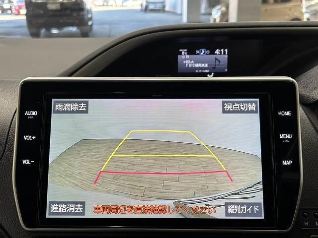ヴォクシー ＺＳ　煌ＩＩＩ　ワンオーナー／純正１０．５型ナビ／１２．１型後席モニター／両側電動スライドドア／クルコン／衝突軽減／オートハイビーム／アイドリングストップ／ＬＥＤヘッドライト／ＥＴＣ／スマートキー／オートエアコン（4枚目）