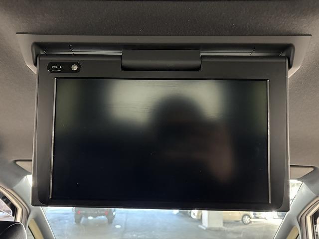 ヴォクシー ＺＳ　煌ＩＩＩ　ワンオーナー／純正１０．５型ナビ／１２．１型後席モニター／両側電動スライドドア／クルコン／衝突軽減／オートハイビーム／アイドリングストップ／ＬＥＤヘッドライト／ＥＴＣ／スマートキー／オートエアコン（41枚目）