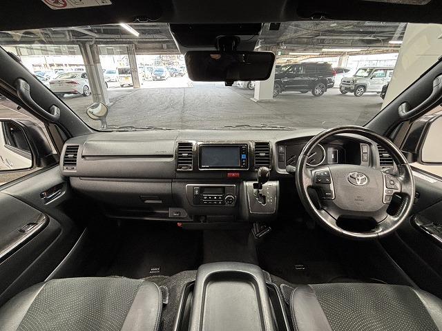 ハイエースバン スーパーＧＬ　ダークプライム２　両側電動スライド／ハーフレザー／デジタルインナーミラー／ＬＥＤヘッドライト／オートハイビーム／レーンキープアシスト／衝突軽減／純正ナビ／地デジ／バックカメラ／スマートキー／プッシュスタート（21枚目）