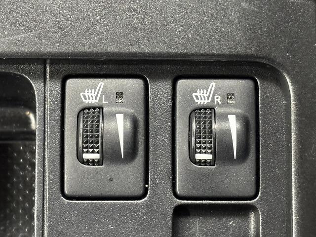 ランドクルーザープラド ＴＸ　Ｌパッケージ　ワンオーナー／ブラックルーフレール／７人乗り／黒革シート／純正ナビ／地デジ／パワーシート／クルーズコントロール／ＬＥＤヘッドライト／プッシュスタート／スマートキー（40枚目）