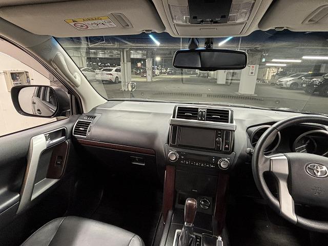 ランドクルーザープラド ＴＸ　Ｌパッケージ　ワンオーナー／ブラックルーフレール／７人乗り／黒革シート／純正ナビ／地デジ／パワーシート／クルーズコントロール／ＬＥＤヘッドライト／プッシュスタート／スマートキー（47枚目）