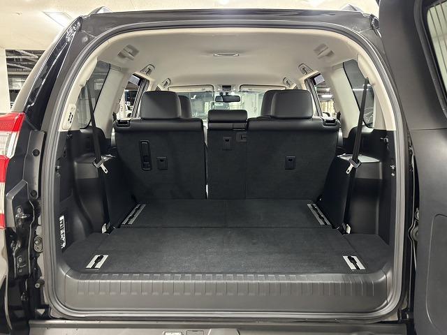 ランドクルーザープラド ＴＸ　Ｌパッケージ　ワンオーナー／ブラックルーフレール／７人乗り／黒革シート／純正ナビ／地デジ／パワーシート／クルーズコントロール／ＬＥＤヘッドライト／プッシュスタート／スマートキー（51枚目）