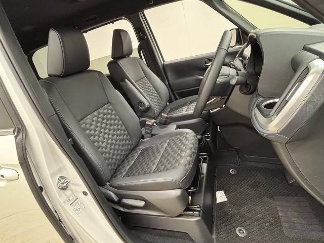 �e��u�����h�̃V�[�g�J�o�[�̎�舵�����������܂��B�܂��A���ЃI���W�i���t���A�}�b�g�����p�ӂ��Ă���܂��B�����̈��Ԃ��A�����W���Ă݂Ă͂������ł��傤���B