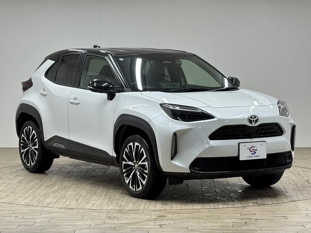 ヤリスクロス Ｚ　純正８インチナビ／全方位カメラ／地デジ／レーダークルコン／レーンキープアシスト／パワーシート／シートヒーター／ステアリングヒーター／ＢＳＭ／ＥＴＣ／クリアランスソナー／ＬＥＤヘッドライト（21枚目）