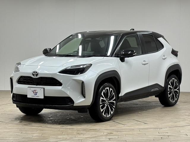 ヤリスクロス Ｚ　純正８インチナビ／全方位カメラ／地デジ／レーダークルコン／レーンキープアシスト／パワーシート／シートヒーター／ステアリングヒーター／ＢＳＭ／ＥＴＣ／クリアランスソナー／ＬＥＤヘッドライト（22枚目）