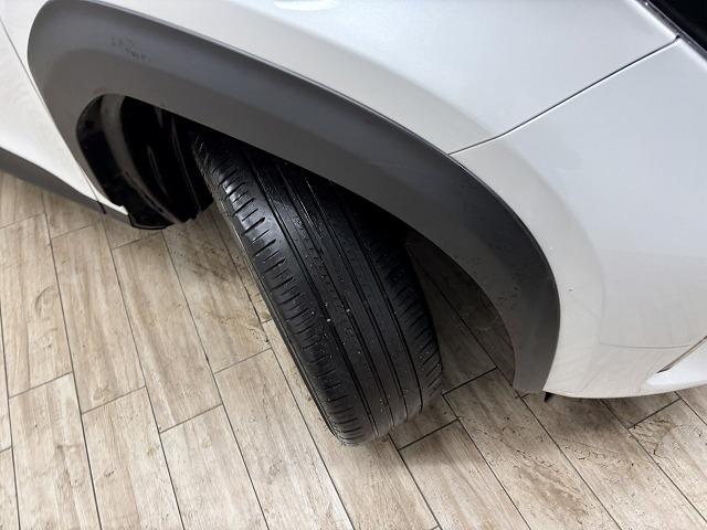 ヤリスクロス Ｚ　純正８インチナビ／全方位カメラ／地デジ／レーダークルコン／レーンキープアシスト／パワーシート／シートヒーター／ステアリングヒーター／ＢＳＭ／ＥＴＣ／クリアランスソナー／ＬＥＤヘッドライト（32枚目）