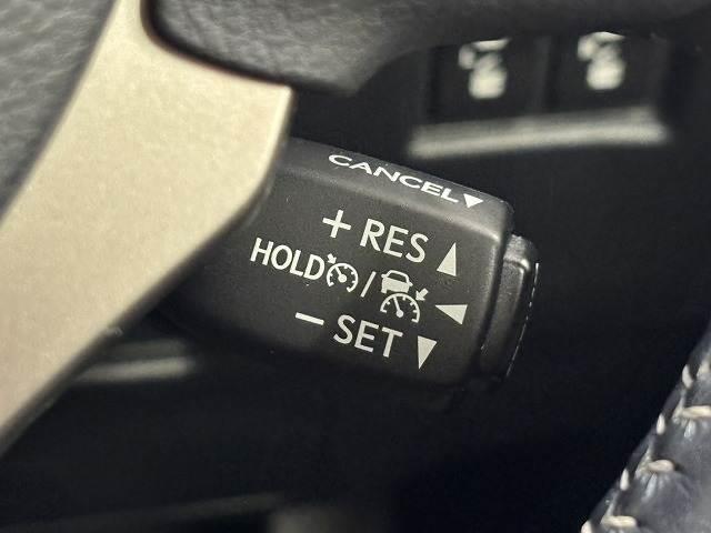 �y�A�_�v�e�B�u�N���[�Y�R���g���[���V�X�e���z�������s��A�a�؂ł̑��s���ł��A��s�ԂƂ̎ԊԂ��ێ����Ȃ���̑��s���\��