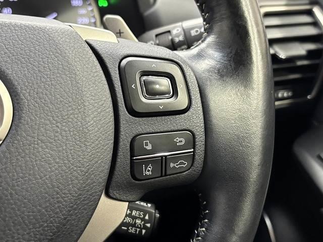 ���[���L�[�v�A�V�X�g�@�\�𑕔��B�Ԑ����͂ݏo���ƌx������Ă����V�X�e���B�܂��Փˌy���u���[�L�������B