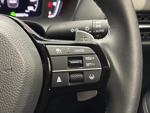 �y���[�_�[�N���[�Y�R���g���[���V�X�e���z�������s��A�a�؂ł̑��s���ł��A��s�ԂƂ̎ԊԂ��ێ����Ȃ���̑��s���\��