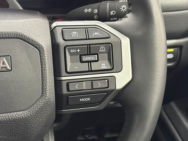 �y�A�_�v�e�B�u�N���[�Y�R���g���[���V�X�e���z�������s��A�a�؂ł̑��s���ł��A��s�ԂƂ̎ԊԂ��ێ����Ȃ���̑��s���\��