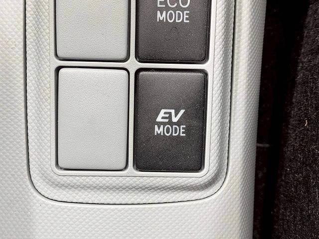 アクア Ｓ　純正ナビ／地デジ／バックカメラ／スマートキー／プッシュスタート／ＥＶモード／オートライト／オートエアコン／パワーウィンドウ（7枚目）