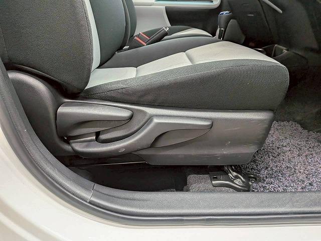 アクア Ｓ　純正ナビ／地デジ／バックカメラ／スマートキー／プッシュスタート／ＥＶモード／オートライト／オートエアコン／パワーウィンドウ（34枚目）