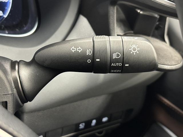 ハリアー Ｚ　ＪＢＬサウンド／デジタルインナーミラー／純正１２．３インチナビ／全周囲カメラ／レーダークルコン／パワーバックドア／ＢＳＭ／ＥＴＣ２．０／ハーフレザー／パワーシート／ＬＥＤヘッドライト／オートハイビーム（64枚目）