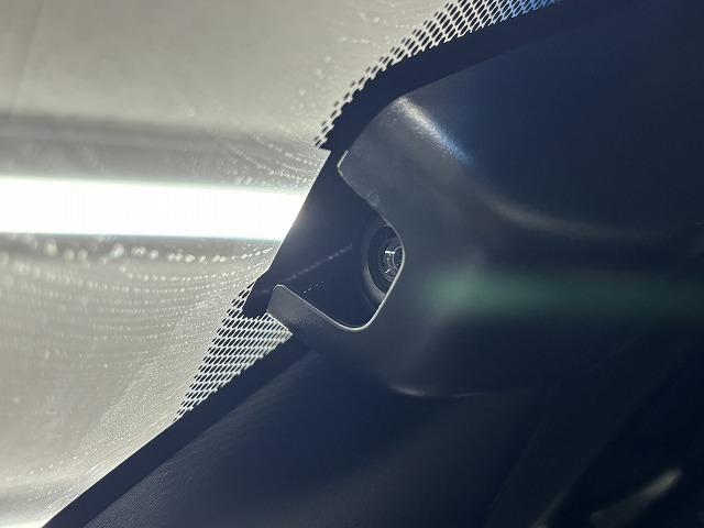 ハリアー Ｚ　ＪＢＬサウンド／デジタルインナーミラー／純正１２．３インチナビ／全周囲カメラ／レーダークルコン／パワーバックドア／ＢＳＭ／ＥＴＣ２．０／ハーフレザー／パワーシート／ＬＥＤヘッドライト／オートハイビーム（68枚目）