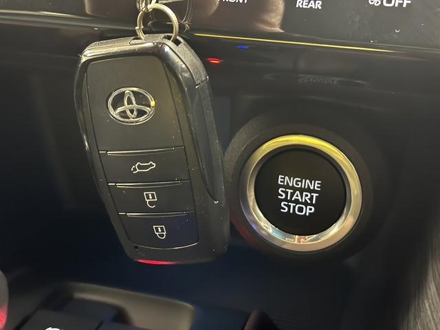 ハリアー Ｚ　ＪＢＬサウンド／デジタルインナーミラー／純正１２．３インチナビ／全周囲カメラ／レーダークルコン／パワーバックドア／ＢＳＭ／ＥＴＣ２．０／ハーフレザー／パワーシート／ＬＥＤヘッドライト／オートハイビーム（70枚目）