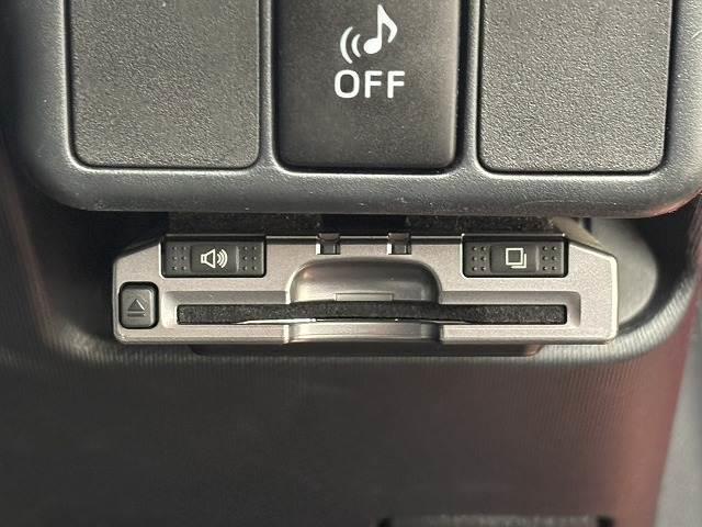 アクア Ｓ　純正ナビ／地デジ／Ｂｌｕｅｔｏｏｔｈ／バックカメラ／ＥＴＣ／スマートキー／プッシュスタート／ステアリングリモコン／ＥＶモード／オートライト／オートエアコン／パワーウィンドウ（7枚目）