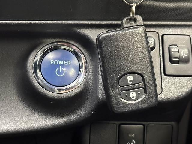 アクア Ｓ　純正ナビ／地デジ／Ｂｌｕｅｔｏｏｔｈ／バックカメラ／ＥＴＣ／スマートキー／プッシュスタート／ステアリングリモコン／ＥＶモード／オートライト／オートエアコン／パワーウィンドウ（10枚目）