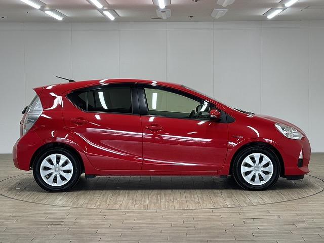 アクア Ｓ　純正ナビ／地デジ／Ｂｌｕｅｔｏｏｔｈ／バックカメラ／ＥＴＣ／スマートキー／プッシュスタート／ステアリングリモコン／ＥＶモード／オートライト／オートエアコン／パワーウィンドウ（34枚目）