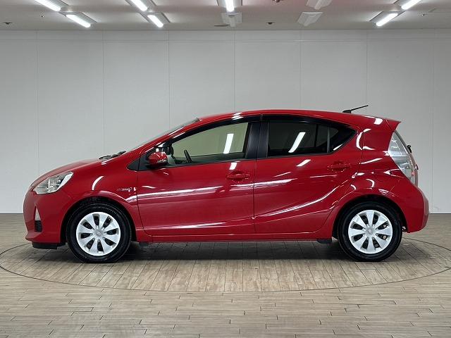 アクア Ｓ　純正ナビ／地デジ／Ｂｌｕｅｔｏｏｔｈ／バックカメラ／ＥＴＣ／スマートキー／プッシュスタート／ステアリングリモコン／ＥＶモード／オートライト／オートエアコン／パワーウィンドウ（35枚目）