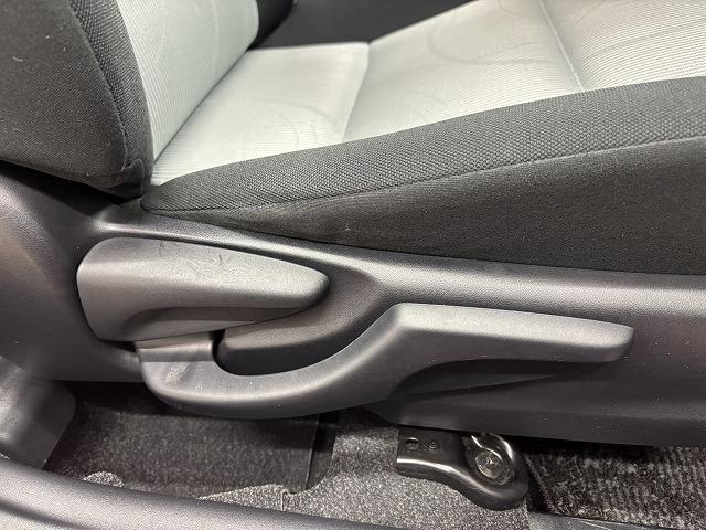 アクア Ｓ　純正ナビ／地デジ／Ｂｌｕｅｔｏｏｔｈ／バックカメラ／ＥＴＣ／スマートキー／プッシュスタート／ステアリングリモコン／ＥＶモード／オートライト／オートエアコン／パワーウィンドウ（67枚目）