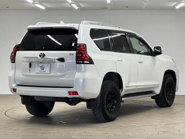 ランドクルーザープラド ＴＸ　Ｌパッケージ　ＴＲＤエアロ／サンルーフ／全周囲／ルーフレール／デルタフォース　オーバル１７インチＡＷ／黒革／純正９型ナビ地デジ／ダウンヒルアシスト／センターデフロック／ベンチレーション／追従クルコン／レーンキープ（16枚目）