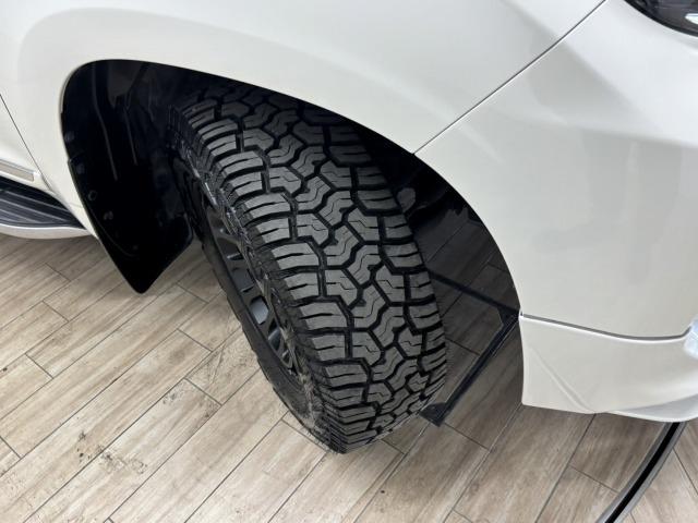 ランドクルーザープラド ＴＸ　Ｌパッケージ　ＴＲＤエアロ／サンルーフ／全周囲／ルーフレール／デルタフォース　オーバル１７インチＡＷ／黒革／純正９型ナビ地デジ／ダウンヒルアシスト／センターデフロック／ベンチレーション／追従クルコン／レーンキープ（32枚目）