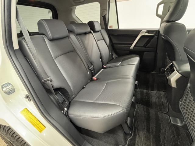 ランドクルーザープラド ＴＸ　Ｌパッケージ　ＴＲＤエアロ／サンルーフ／全周囲／ルーフレール／デルタフォース　オーバル１７インチＡＷ／黒革／純正９型ナビ地デジ／ダウンヒルアシスト／センターデフロック／ベンチレーション／追従クルコン／レーンキープ（41枚目）