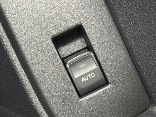 ランドクルーザープラド ＴＸ　Ｌパッケージ　ＴＲＤエアロ／サンルーフ／全周囲／ルーフレール／デルタフォース　オーバル１７インチＡＷ／黒革／純正９型ナビ地デジ／ダウンヒルアシスト／センターデフロック／ベンチレーション／追従クルコン／レーンキープ（43枚目）