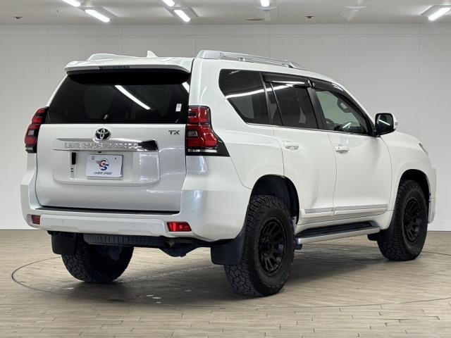 ランドクルーザープラド ＴＸ　Ｌパッケージ　ＴＲＤエアロ／サンルーフ／全周囲／ルーフレール／デルタフォース　オーバル１７インチＡＷ／黒革／純正９型ナビ地デジ／ダウンヒルアシスト／センターデフロック／ベンチレーション／追従クルコン／レーンキープ（66枚目）