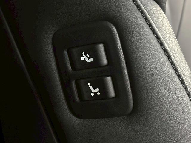 アルファード S“C パッケージ” AVANZARE エアロ/純正9インチナビ/後席フリップダウンモニター/黒革/シートベンチレーション/レーダークルコン/パワーバックドア/パワーシート/ステアリングヒーター/デジタルインナーミラー(38枚目)