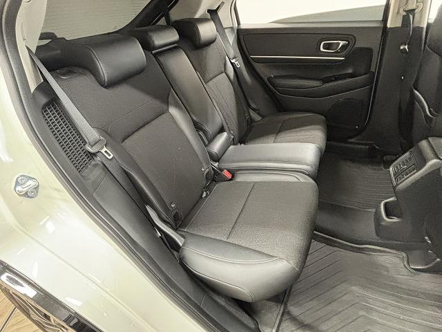 ヴェゼル ｅ：ＨＥＶ　Ｚ　純正９型ナビ地デジ／バックカメラ／追従クルコン／ホンダセンシング／シートヒーター／パワーバックドア／クリアランスソナー／ＢＳＭ／ＥＴＣ／ＬＥＤヘッドライト／スマートキー／ダウンヒルアシスト（25枚目）