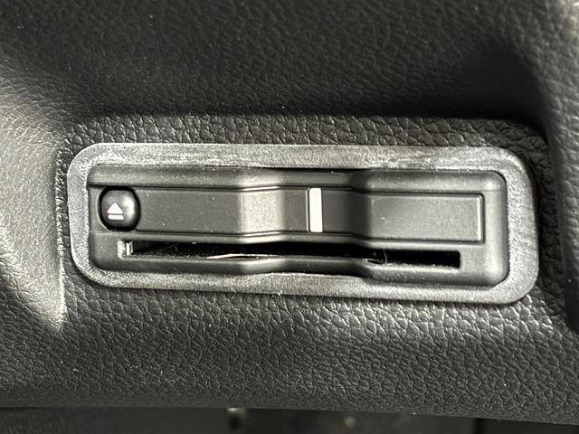 ヴェゼル ｅ：ＨＥＶ　Ｚ　純正９型ナビ地デジ／バックカメラ／追従クルコン／ホンダセンシング／シートヒーター／パワーバックドア／クリアランスソナー／ＢＳＭ／ＥＴＣ／ＬＥＤヘッドライト／スマートキー／ダウンヒルアシスト（31枚目）
