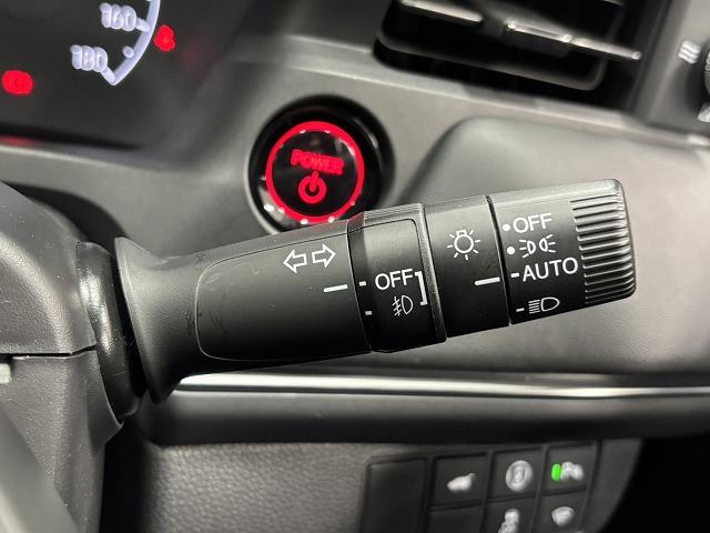 ヴェゼル ｅ：ＨＥＶ　Ｚ　純正９型ナビ地デジ／バックカメラ／追従クルコン／ホンダセンシング／シートヒーター／パワーバックドア／クリアランスソナー／ＢＳＭ／ＥＴＣ／ＬＥＤヘッドライト／スマートキー／ダウンヒルアシスト（37枚目）