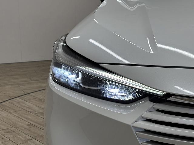 ヴェゼル ｅ：ＨＥＶ　Ｚ　純正９型ナビ地デジ／バックカメラ／追従クルコン／ホンダセンシング／シートヒーター／パワーバックドア／クリアランスソナー／ＢＳＭ／ＥＴＣ／ＬＥＤヘッドライト／スマートキー／ダウンヒルアシスト（60枚目）