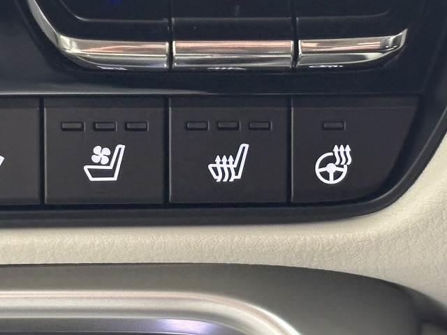 CX-60 □XD-HYBRID Exclusive Modern 白革/純正12.3型ナビ/全周囲/追従クルコン/BSM/シートベンチレーション/パワーシート/ステアリングヒーター/パワーバックドア/ダウンヒルアシスト/LEDヘッドライト/ETC/スマートキー(10枚目)