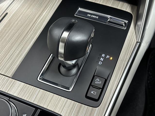 CX-60 □XD-HYBRID Exclusive Modern 白革/純正12.3型ナビ/全周囲/追従クルコン/BSM/シートベンチレーション/パワーシート/ステアリングヒーター/パワーバックドア/ダウンヒルアシスト/LEDヘッドライト/ETC/スマートキー(41枚目)