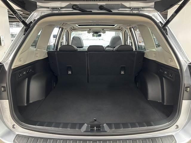 フォレスター スポーツ　サンルーフ／ＳＴＩエアロ／純正８型ＤＩＡＴＯＮＥナビ／バックカメラ／サイドカメラ／フロントカメラ／ＢＳＭ／追従クルコン／パワーシート／シートヒーター／パワーバックドア／衝突軽減／ＬＥＤ／ＥＴＣ（13枚目）