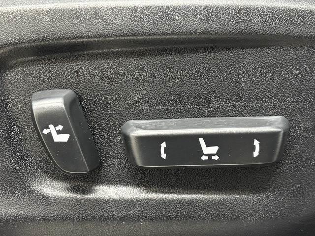 ＲＸ ＲＸ４５０ｈ　Ｆスポーツ　ＴＲＤエアロ／ＴＲＤマフラー／全周囲／全席シートヒーター／セカンドパワーシート／純正１２．３型ナビ地デジ／ベンチレーション／ＢＳＭ／追従クルコン／パワーバックドア／オートハイビーム／ＬＥＤ／ＥＴＣ（9枚目）